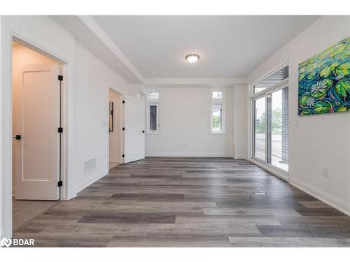 68 Wyn Wood Lane, Orillia, ON - Indoor Photo Showing Other Room