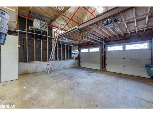 18 Nugent Court, Barrie, ON - Indoor Photo Showing Garage