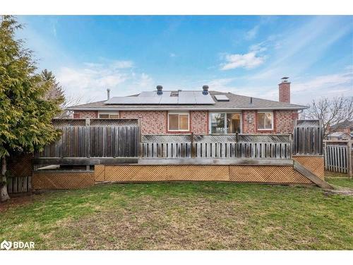 18 Nugent Court, Barrie, ON - Outdoor With Deck Patio Veranda