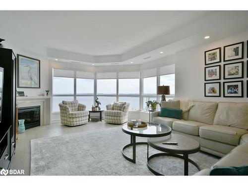 1503-6 Toronto Street, Barrie, ON - Indoor Photo Showing Living Room With Fireplace