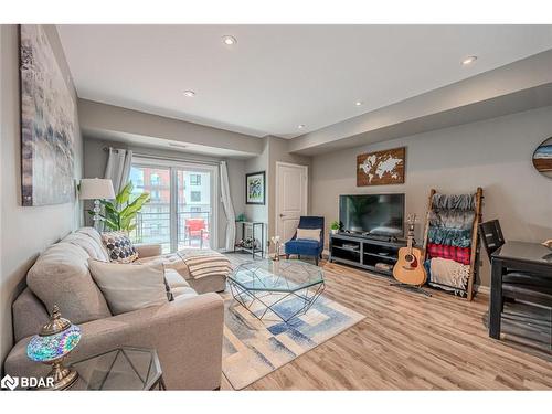 405-302 Essa Road, Barrie, ON - Indoor Photo Showing Living Room