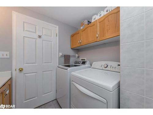 22 Primrose Lane, Innisfil, ON - Indoor Photo Showing Laundry Room