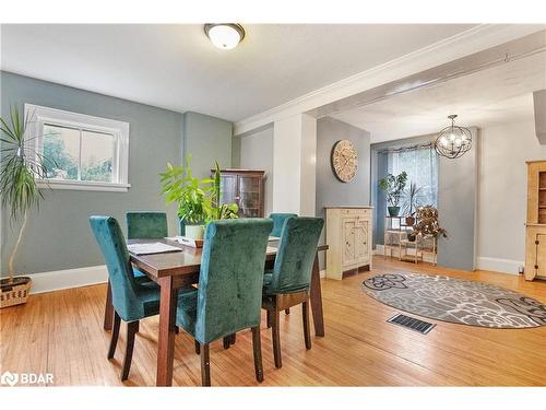 180 Angeline Street N, Lindsay, ON - Indoor Photo Showing Dining Room