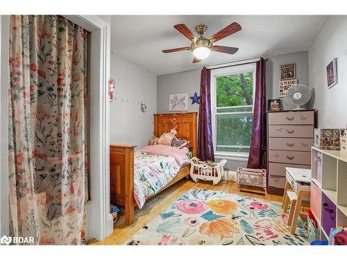 180 Angeline Street N, Lindsay, ON - Indoor Photo Showing Bedroom