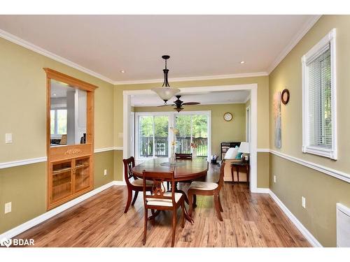 1236 Golden Beach Road, Bracebridge, ON - Indoor Photo Showing Dining Room