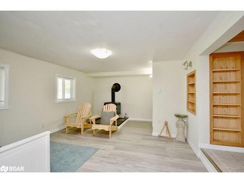 1236 Golden Beach Road, Bracebridge, ON - Indoor Photo Showing Other Room