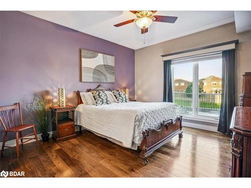 102-100 Dean Avenue, Barrie, ON - Indoor Photo Showing Bedroom