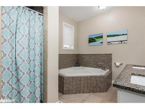 78 Fairway Crescent, Wasaga Beach, ON - Indoor Photo Showing Bathroom