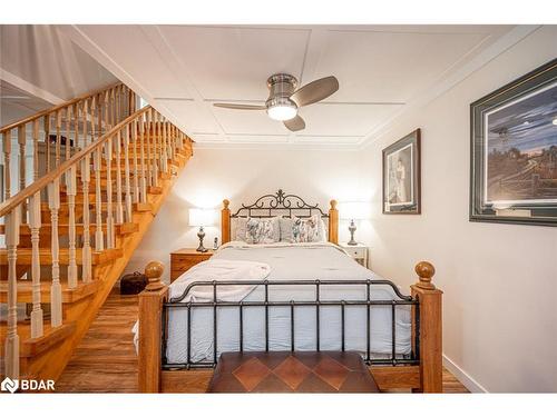 143 South Waseosa Lake Road, Huntsville, ON - Indoor Photo Showing Bedroom