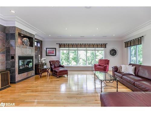 44 Elizabeth Street, Alliston, ON - Indoor Photo Showing Living Room With Fireplace