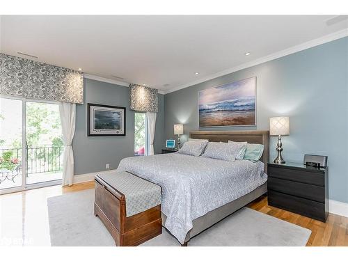 44 Elizabeth Street, Alliston, ON - Indoor Photo Showing Bedroom