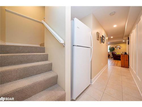 28 Thrushwood Trail, Lindsay, ON - Indoor Photo Showing Other Room