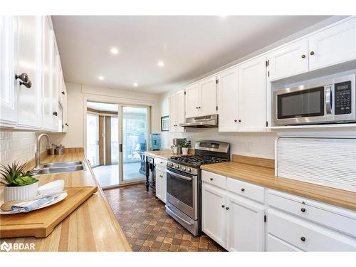 356 Grenville Avenue, Orillia, ON - Indoor Photo Showing Kitchen With Double Sink