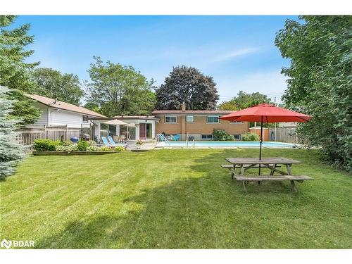 356 Grenville Avenue, Orillia, ON - Outdoor With Backyard