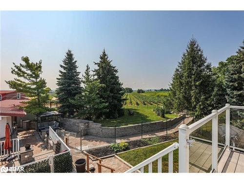 1027 Niagara Stone Road, Niagara-On-The-Lake, ON - Outdoor