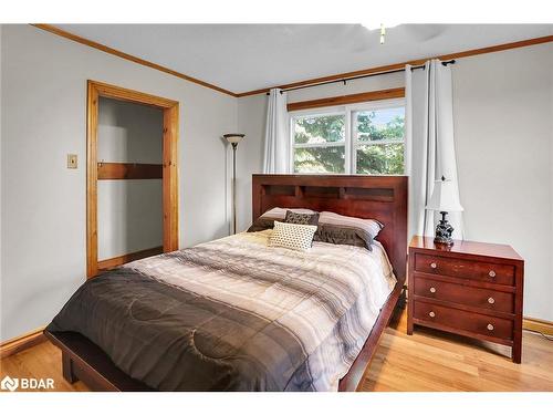 1027 Niagara Stone Road, Niagara-On-The-Lake, ON - Indoor Photo Showing Bedroom