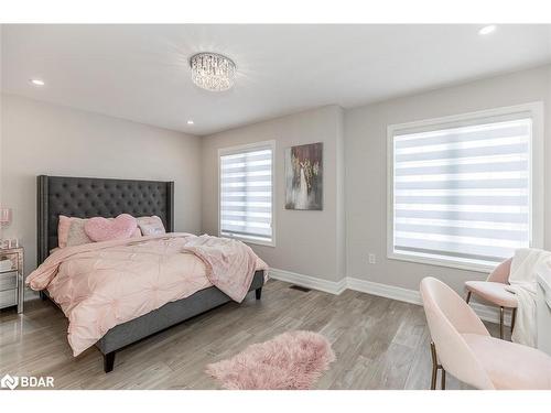 45 Wood Crescent, Angus, ON - Indoor Photo Showing Bedroom