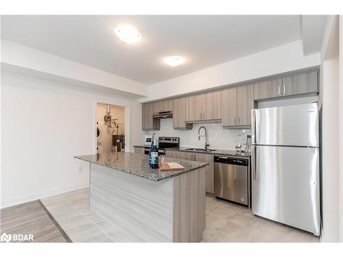 407-1 Chef Lane, Barrie, ON - Indoor Photo Showing Kitchen With Stainless Steel Kitchen With Upgraded Kitchen