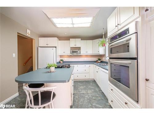 225 Eighth Street, Midland, ON - Indoor Photo Showing Kitchen