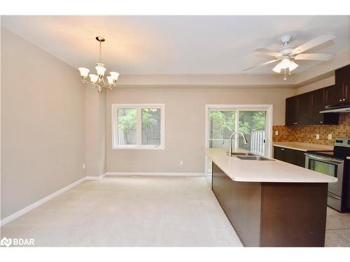 9-175 Stanley Street, Barrie, ON - Indoor Photo Showing Kitchen With Double Sink