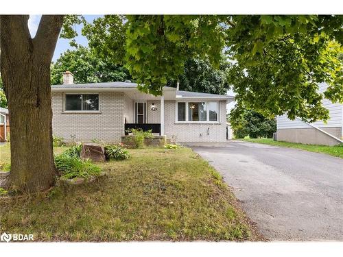 5 East Gate, Barrie, ON - Outdoor