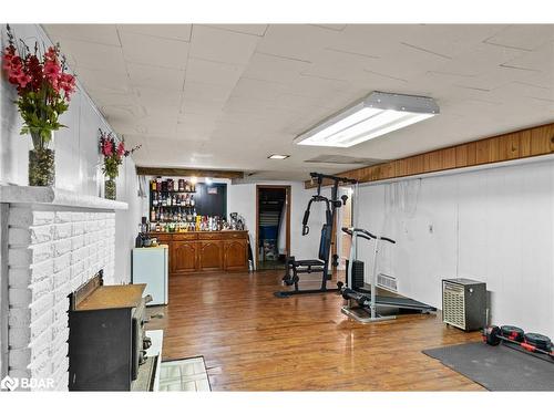 5 East Gate, Barrie, ON - Indoor Photo Showing Gym Room