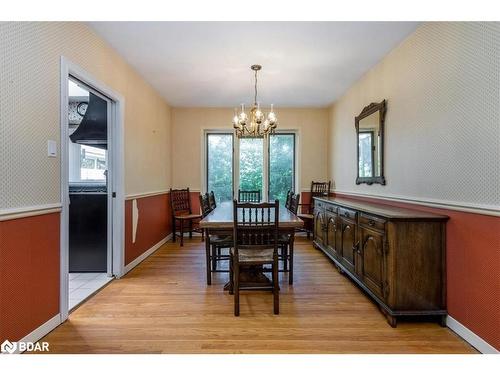 16 Tower Crescent, Barrie, ON - Indoor Photo Showing Dining Room