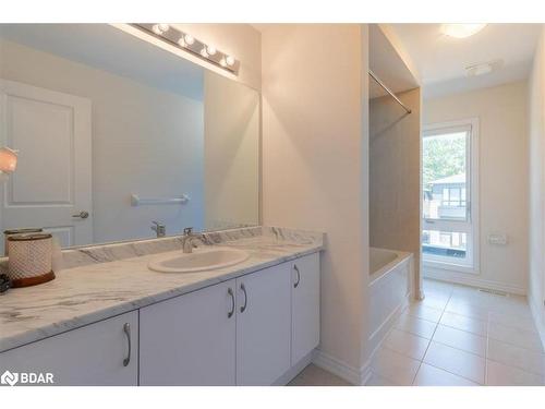 96 Berkely Street, Wasaga Beach, ON - Indoor Photo Showing Bathroom