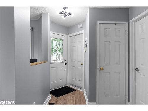 23 Churchland Drive, Barrie, ON - Indoor Photo Showing Other Room