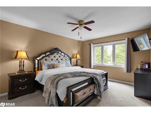 23 Churchland Drive, Barrie, ON - Indoor Photo Showing Bedroom