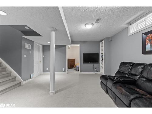 23 Churchland Drive, Barrie, ON - Indoor