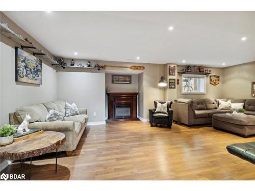 38 Wesley Avenue, Wasaga Beach, ON - Indoor Photo Showing Living Room With Fireplace