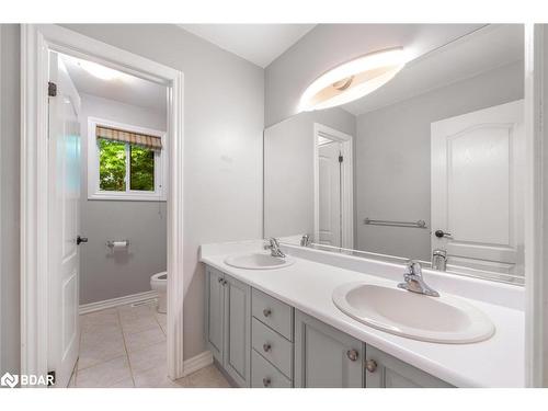 121 Wildwood Trail, Barrie, ON - Indoor Photo Showing Bathroom