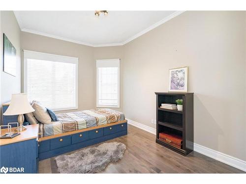 46 Kell Place, Barrie, ON - Indoor Photo Showing Bedroom