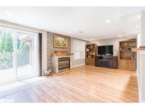 46 Kell Place, Barrie, ON - Indoor Photo Showing Living Room With Fireplace