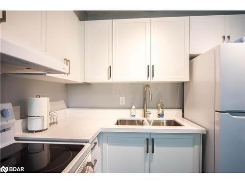 J1-159 Edgehill Drive, Barrie, ON - Indoor Photo Showing Kitchen With Double Sink