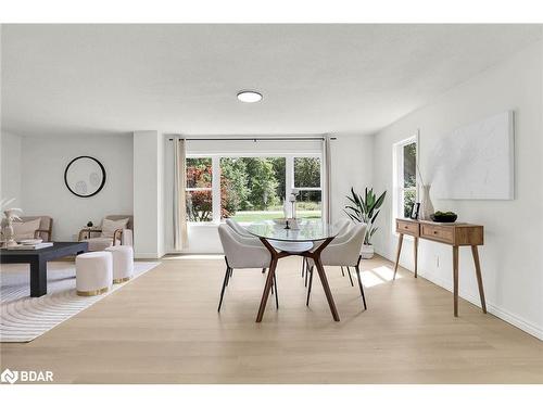 13717 Ort Road, Niagara Falls, ON - Indoor Photo Showing Dining Room