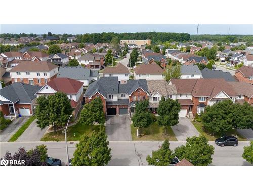 176 Thrushwood Drive, Barrie, ON 