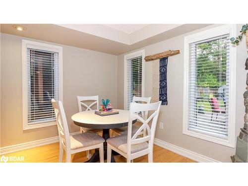 2169 Willard Avenue, Innisfil, ON - Indoor Photo Showing Dining Room