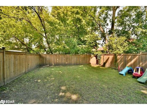 107 Burton Avenue, Barrie, ON - Outdoor With Backyard