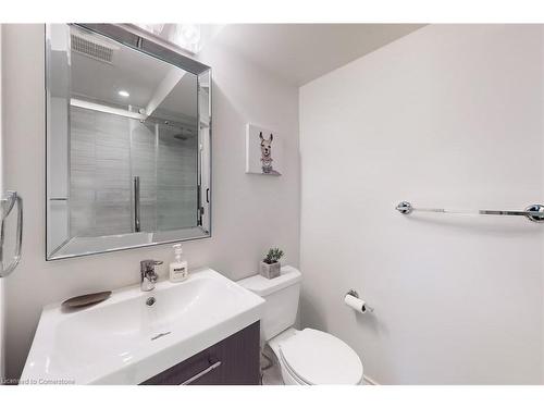 740 Rayner Court, Milton, ON - Indoor Photo Showing Bathroom