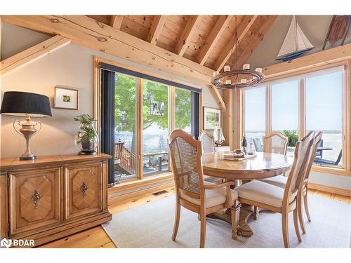 431 Mundy'S Bay Road, Midland, ON - Indoor Photo Showing Dining Room