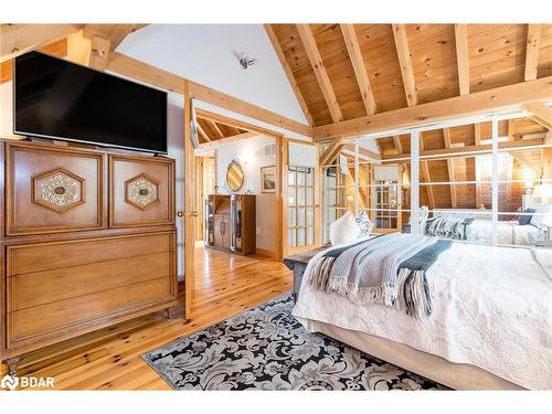 431 Mundy'S Bay Road, Midland, ON - Indoor Photo Showing Bedroom