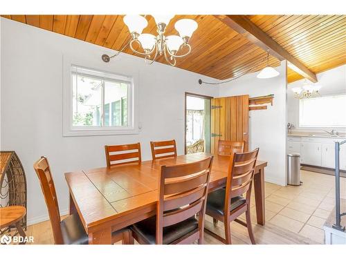 1070 Chaikof Rd Road, Bracebridge, ON - Indoor Photo Showing Dining Room