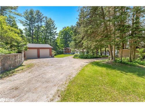 1070 Chaikof Rd Road, Bracebridge, ON - Outdoor