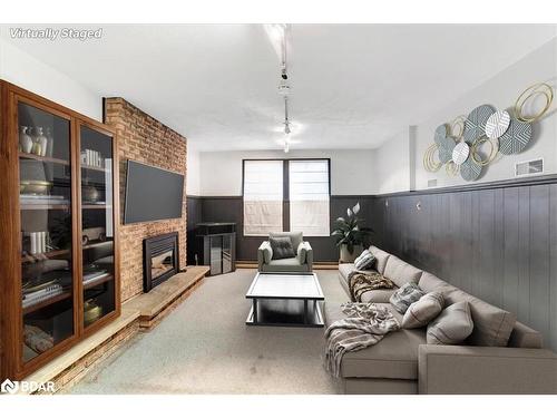 6 Osler Crescent, Collingwood, ON - Indoor Photo Showing Living Room With Fireplace