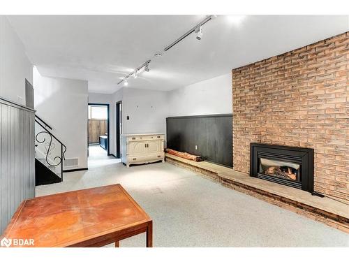 6 Osler Crescent, Collingwood, ON - Indoor With Fireplace