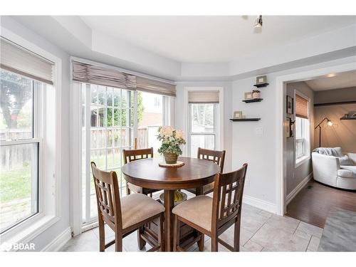 142 Livingstone Street W, Barrie, ON - Indoor Photo Showing Dining Room