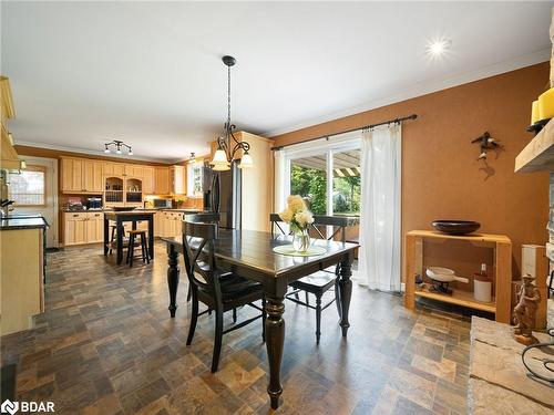 684 Glen Crescent, Orillia, ON - Indoor Photo Showing Dining Room