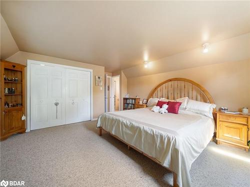 684 Glen Crescent, Orillia, ON - Indoor Photo Showing Bedroom